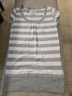 Poof Excellence Gray & White Striped Short Sleeve Tee